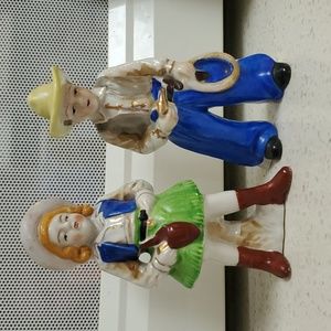 Nice Vintage Made in Japan Cowboy Cowgirl Figures figurines bisque